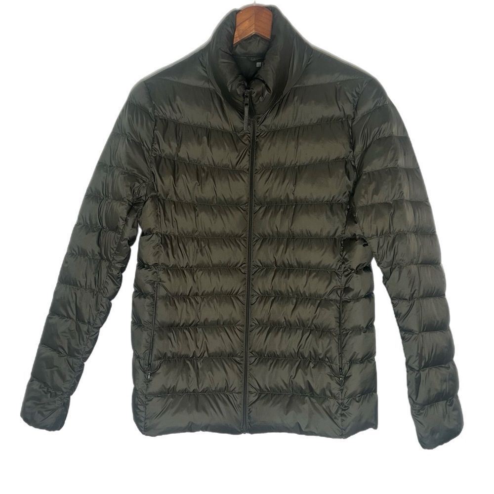 Uniqlo Women’s Down Green Lightweight Puffer Jacket